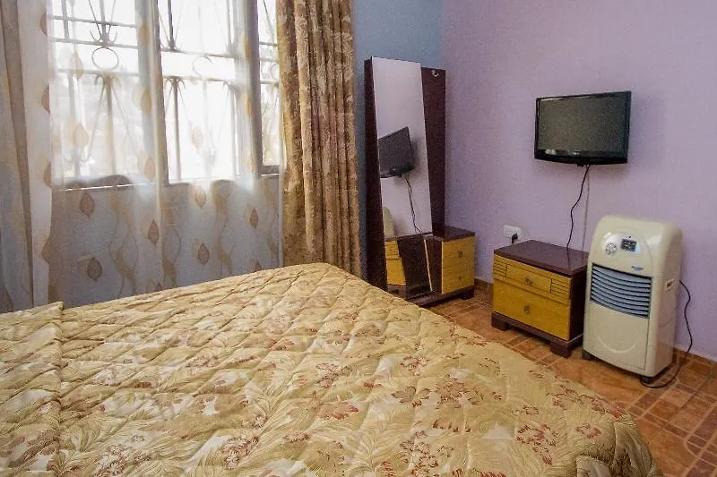 호텔 Crystal Suites 캄팔라